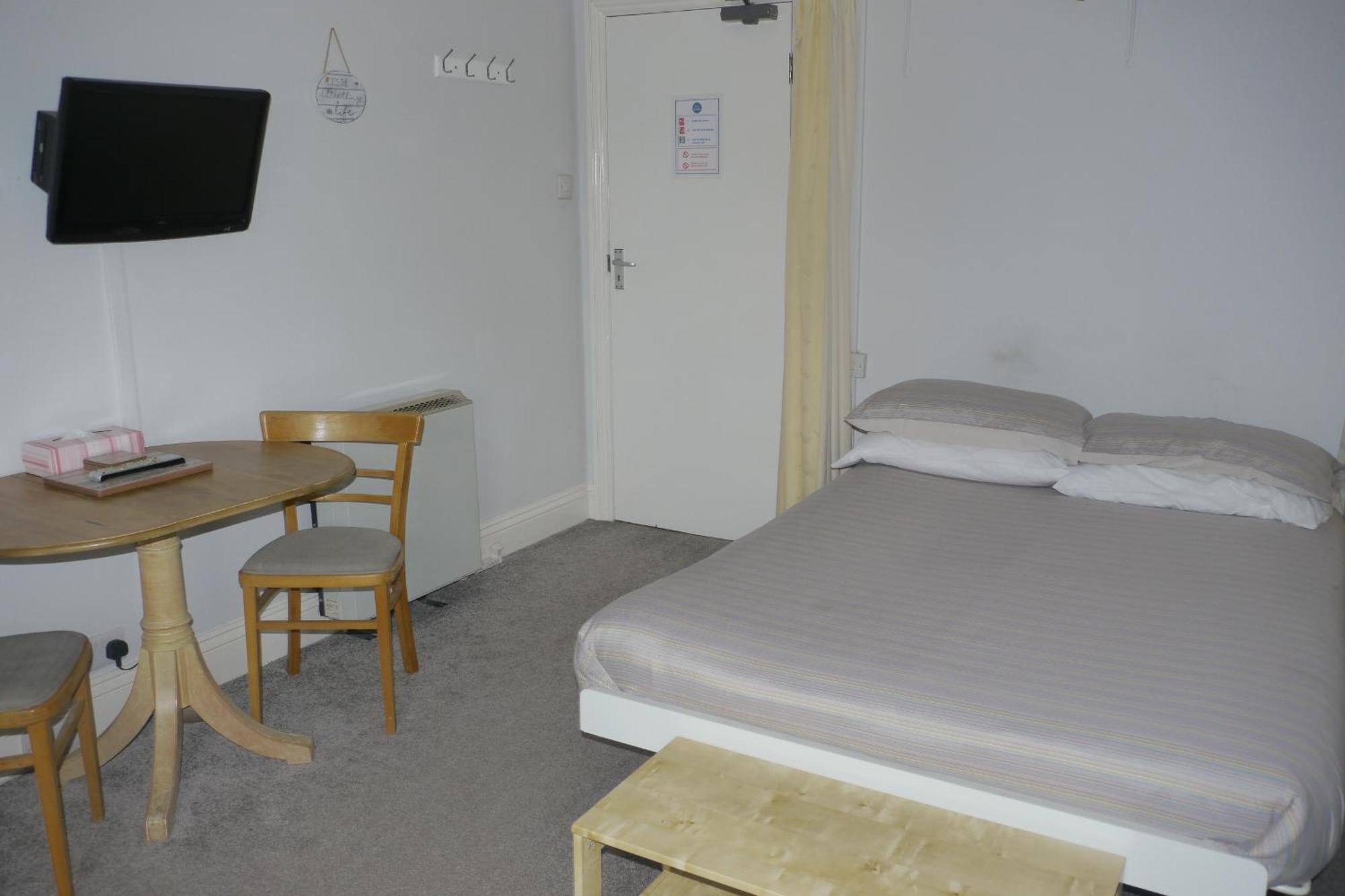 บรอดเชด ฮอลิเดย์ อพาร์ตเมนต์ Apartment เพนตัน ห้อง รูปภาพ